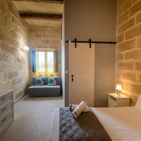 Peonja Semesterbostad *